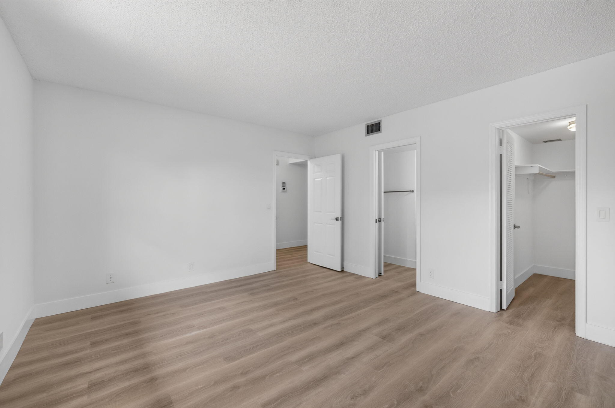 OCEAN PARKS CONDO - Residential