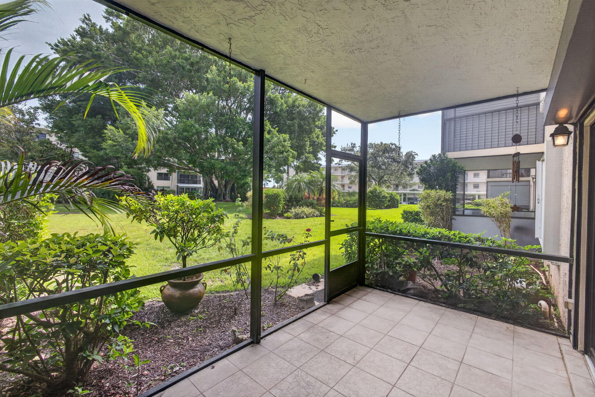 OCEAN PARKS CONDO - Residential