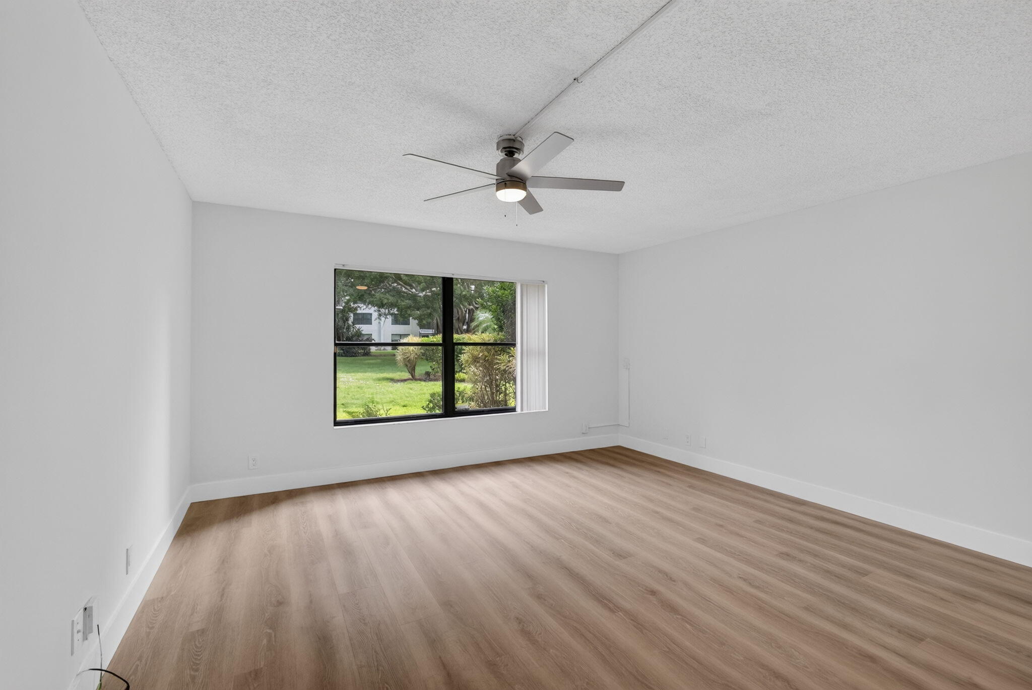OCEAN PARKS CONDO - Residential