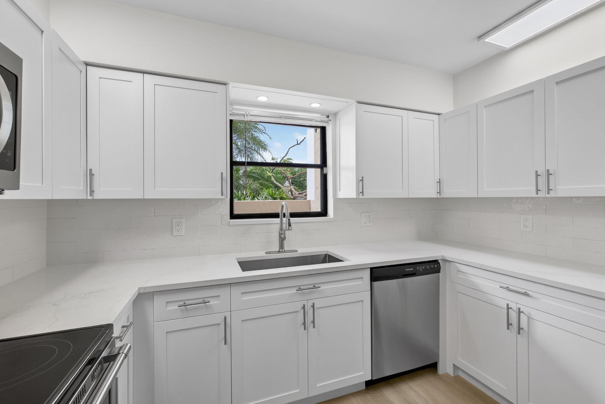 OCEAN PARKS CONDO - Residential