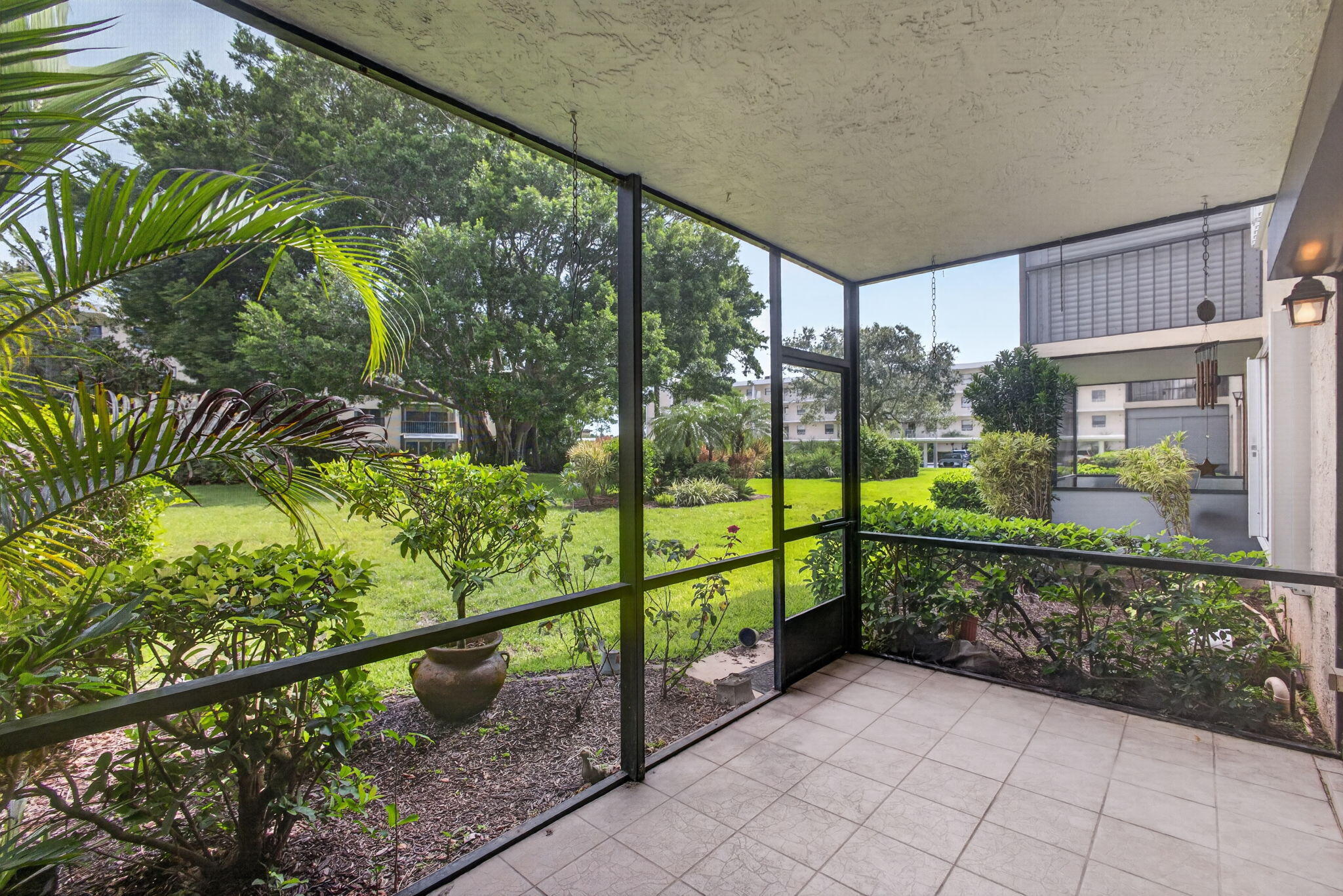 OCEAN PARKS CONDO - Residential