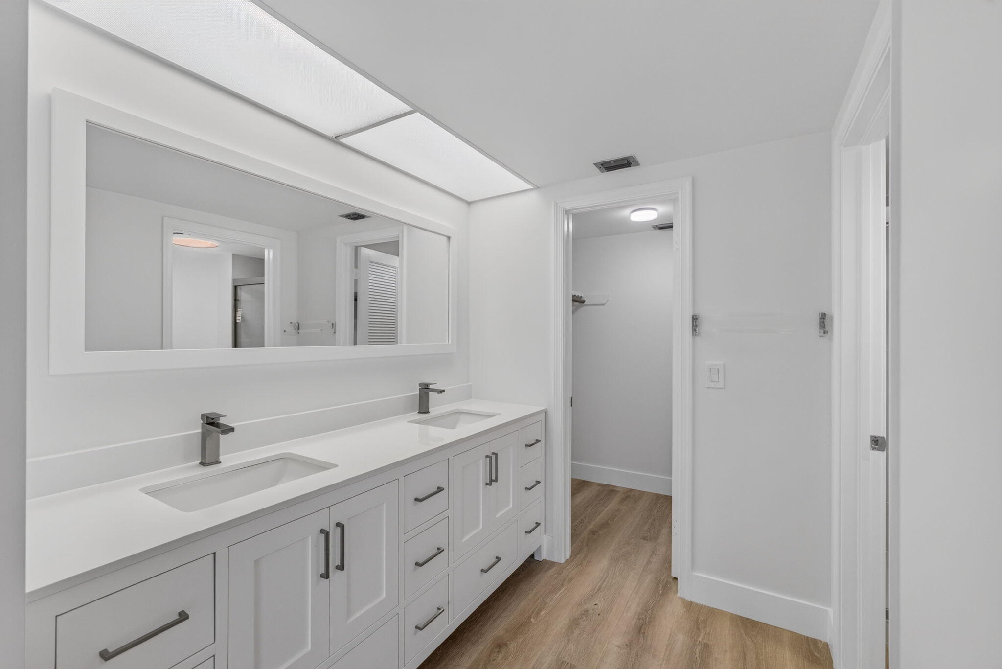 OCEAN PARKS CONDO - Residential
