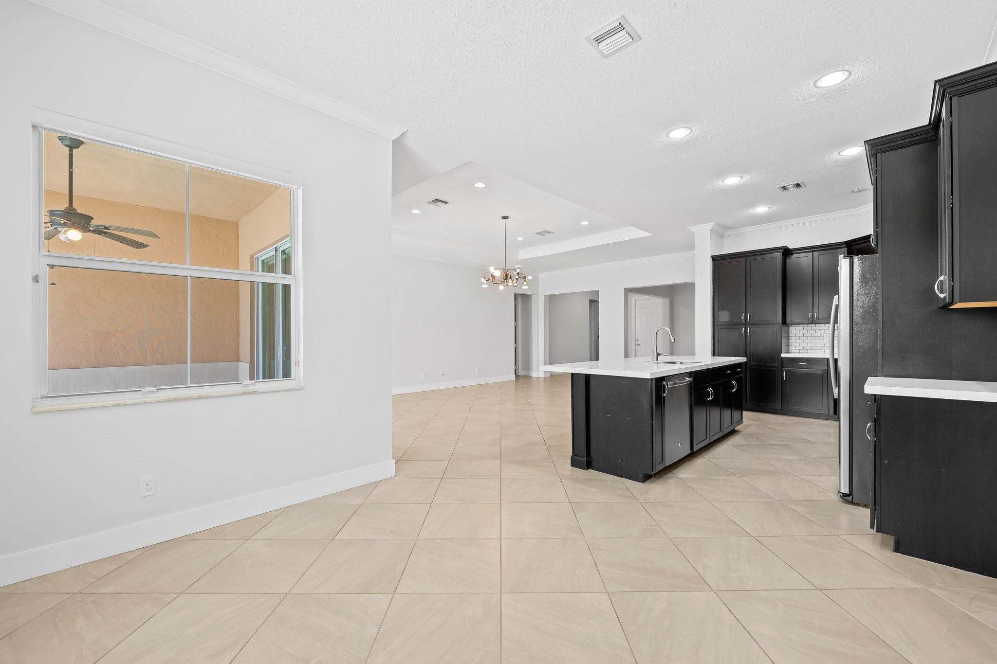 TARALYNE OAKS - Residential