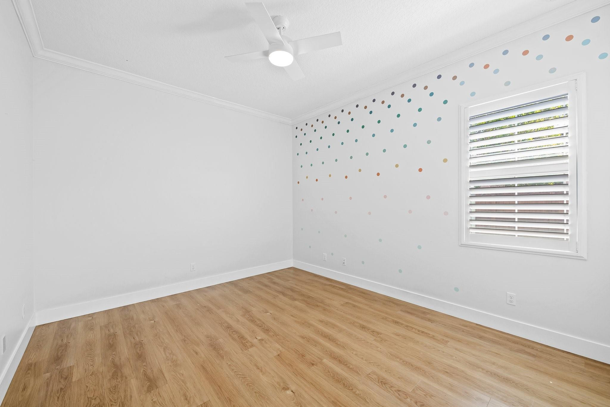 TARALYNE OAKS - Residential