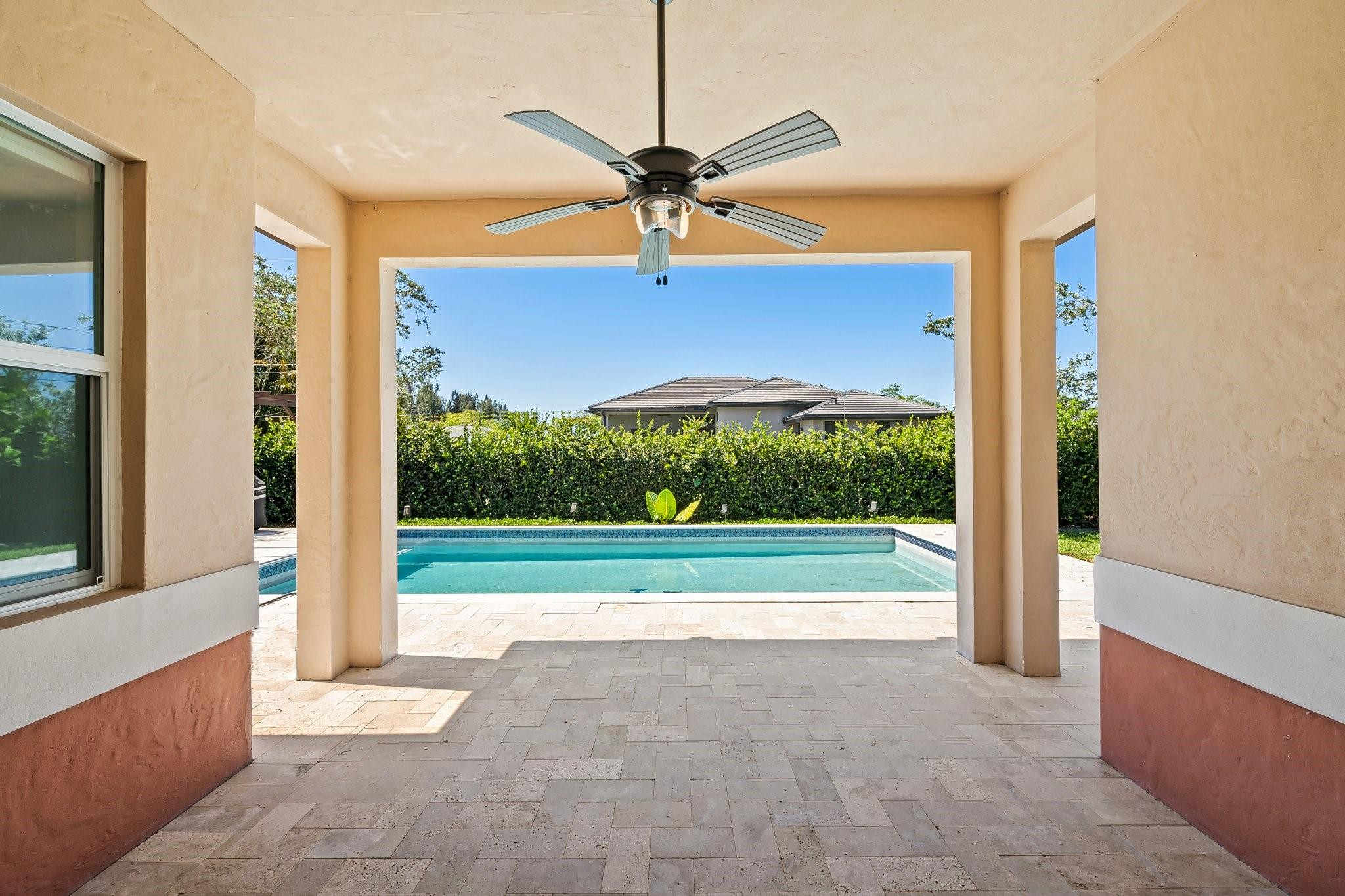 TARALYNE OAKS - Residential