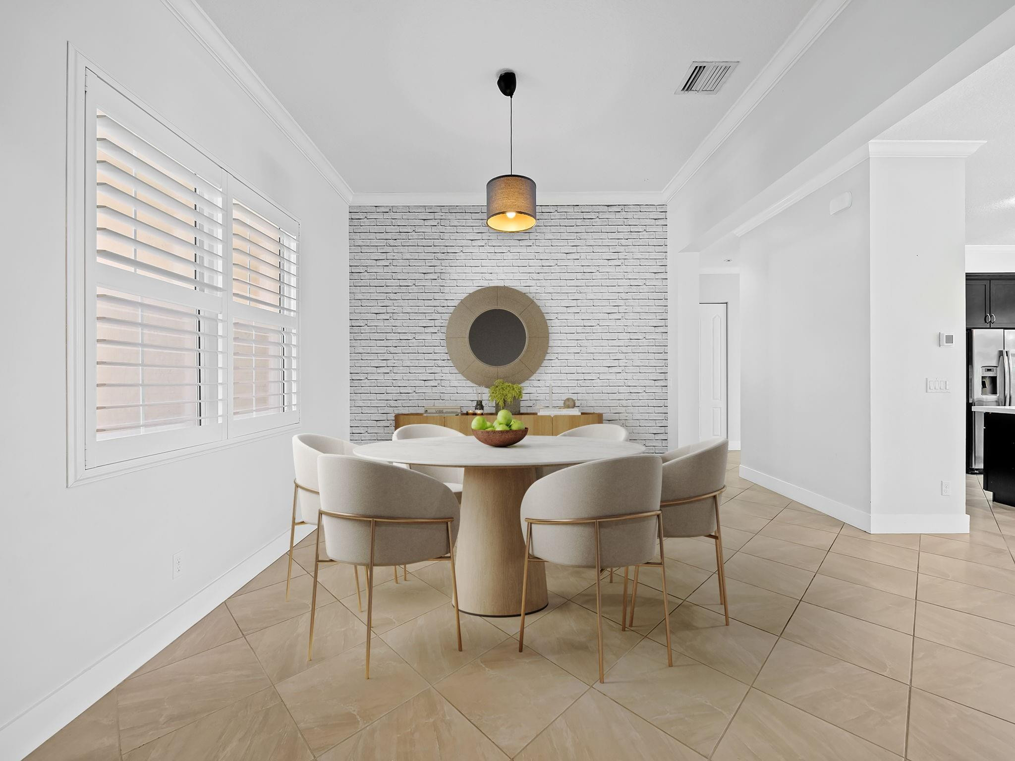 TARALYNE OAKS - Residential