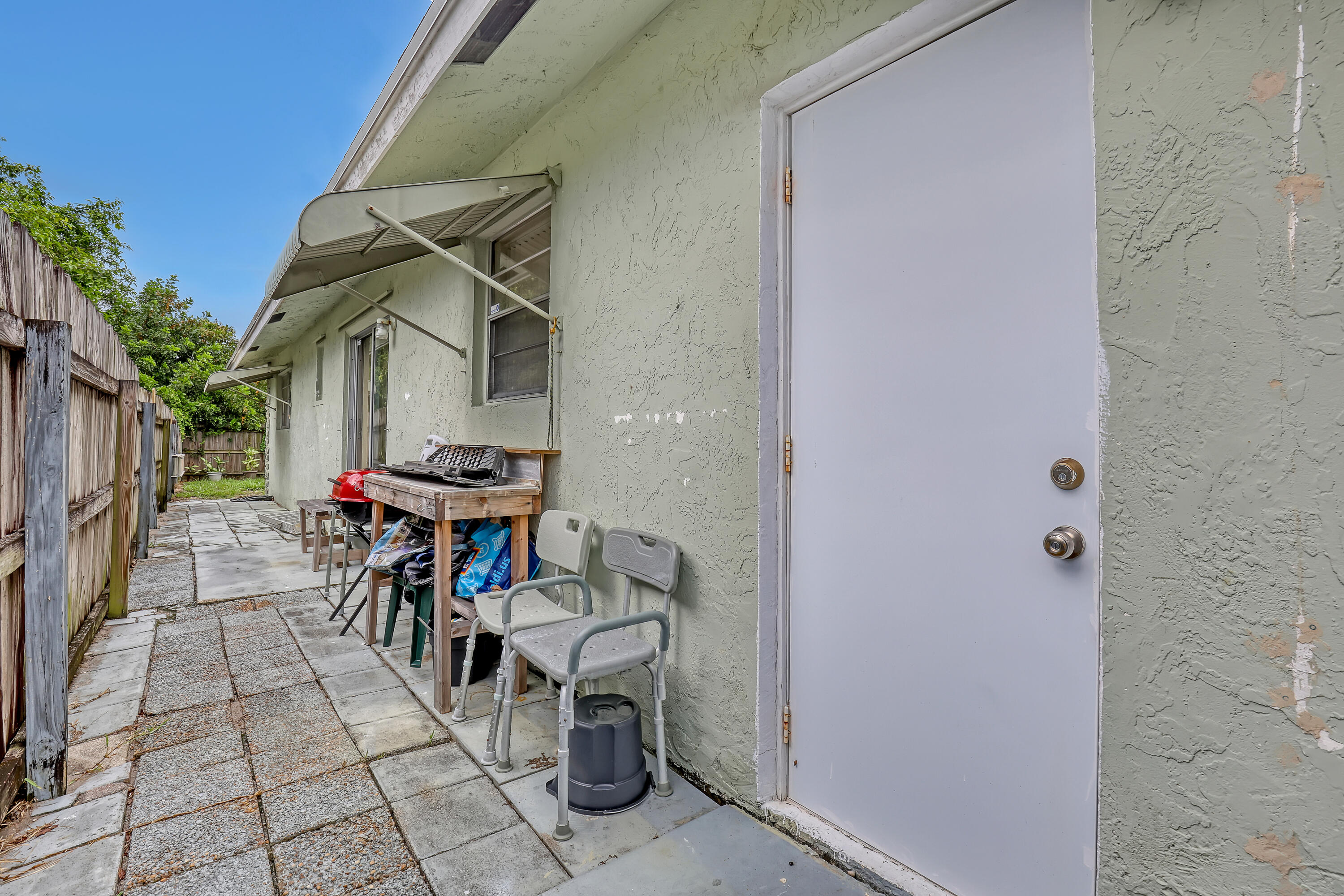 LAKE BOYNTON ESTATES 1 - Residential