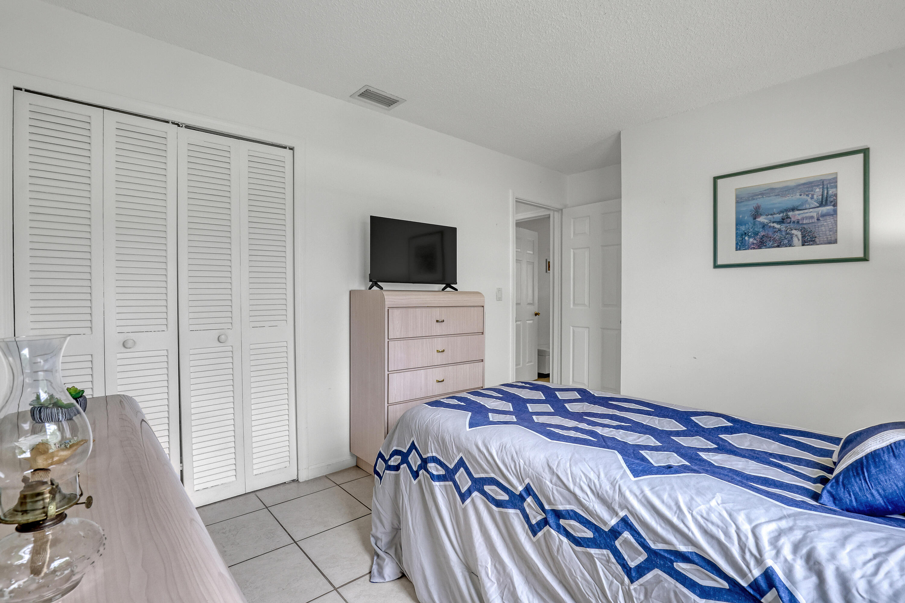 LAKE BOYNTON ESTATES 1 - Residential