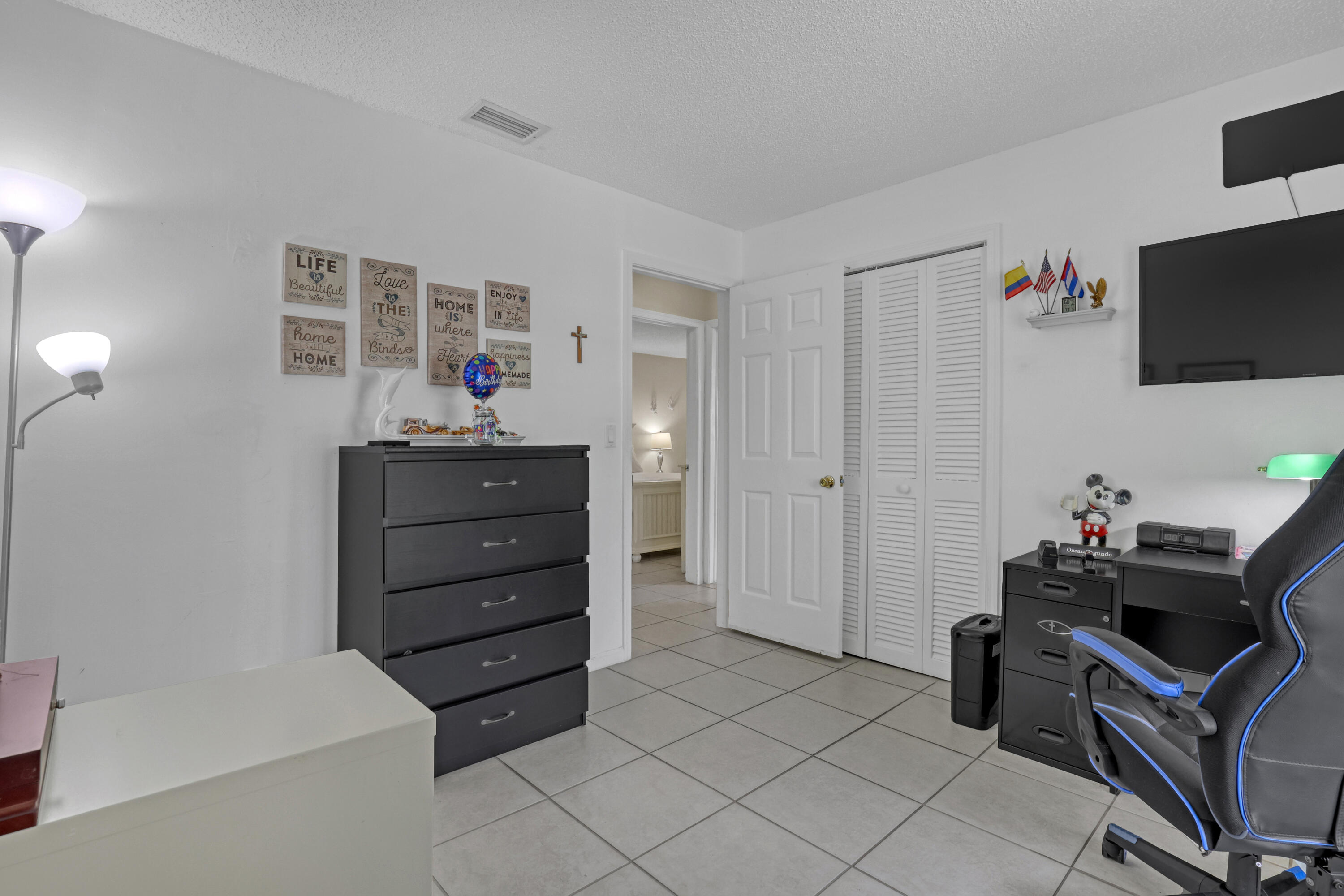 LAKE BOYNTON ESTATES 1 - Residential
