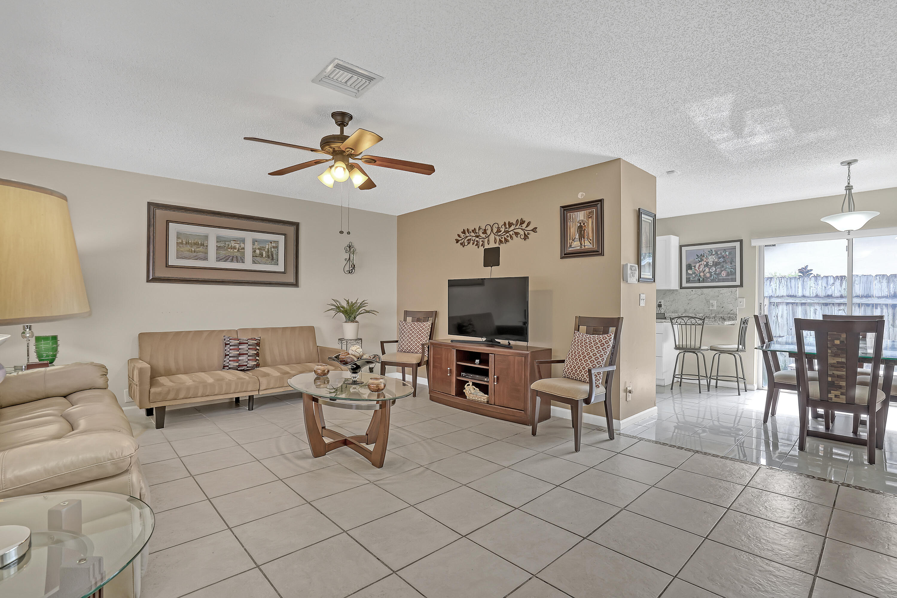 LAKE BOYNTON ESTATES 1 - Residential