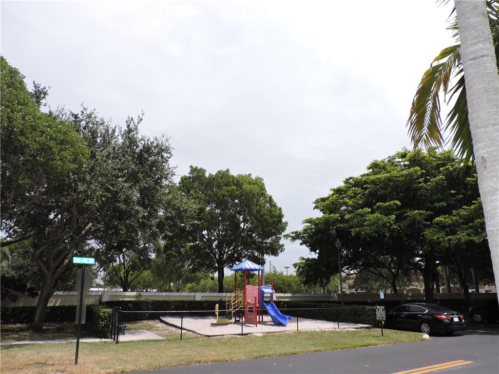 OAKBRIDGE - Residential