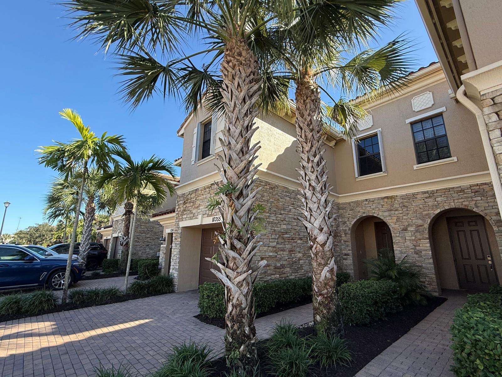 WELLINGTON PARC - Residential