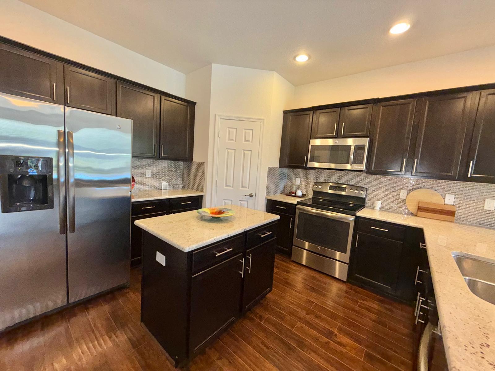 WELLINGTON PARC - Residential