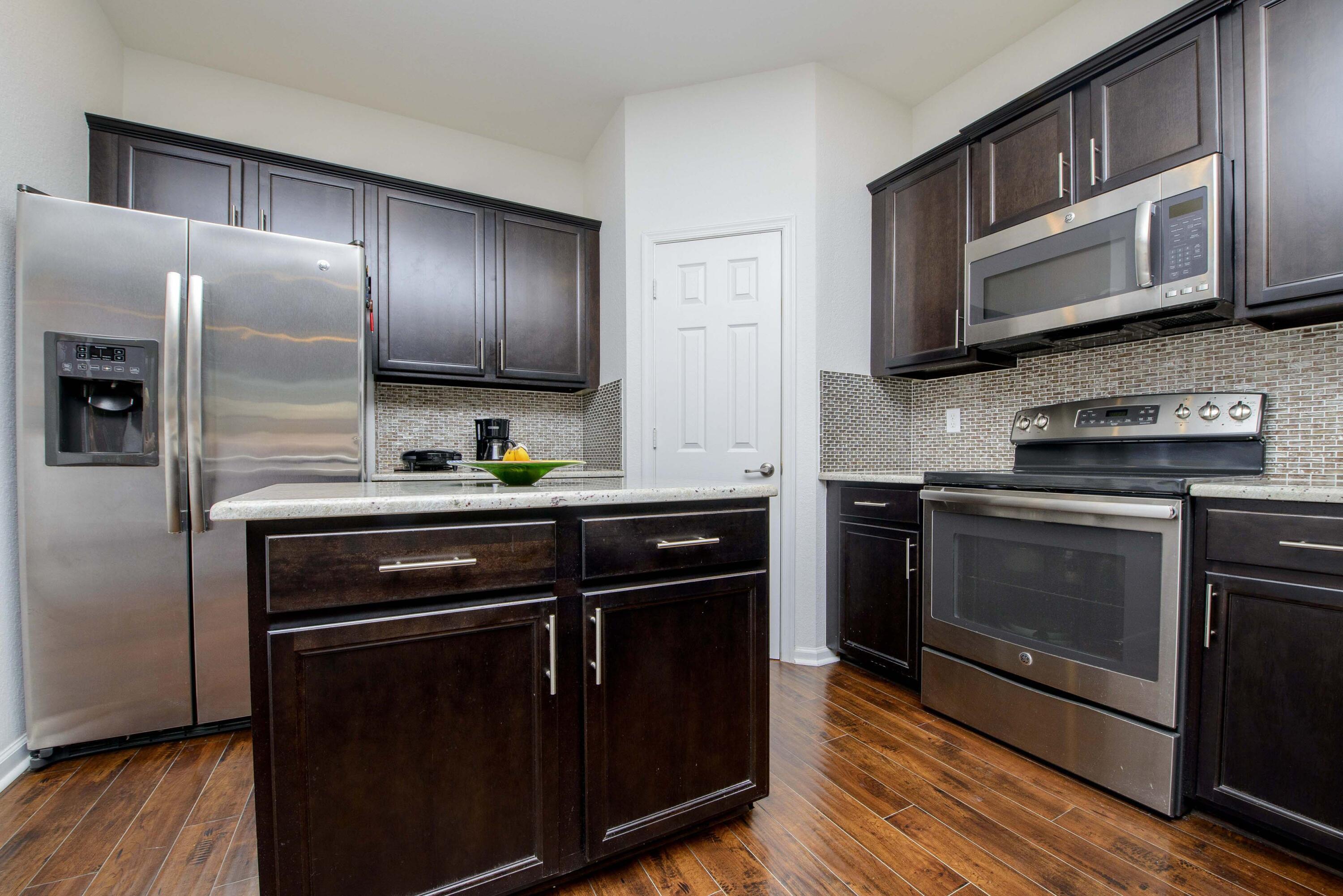 WELLINGTON PARC - Residential