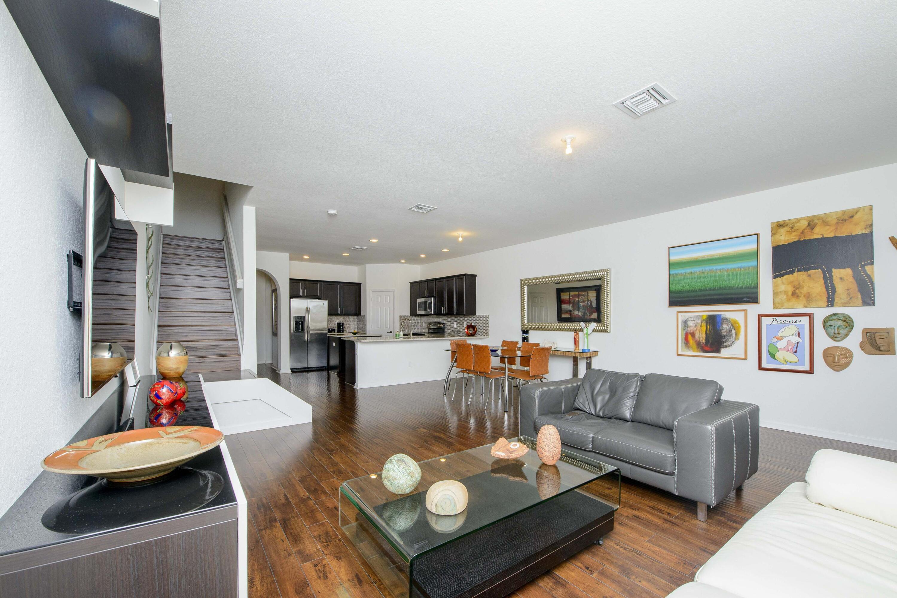 WELLINGTON PARC - Residential