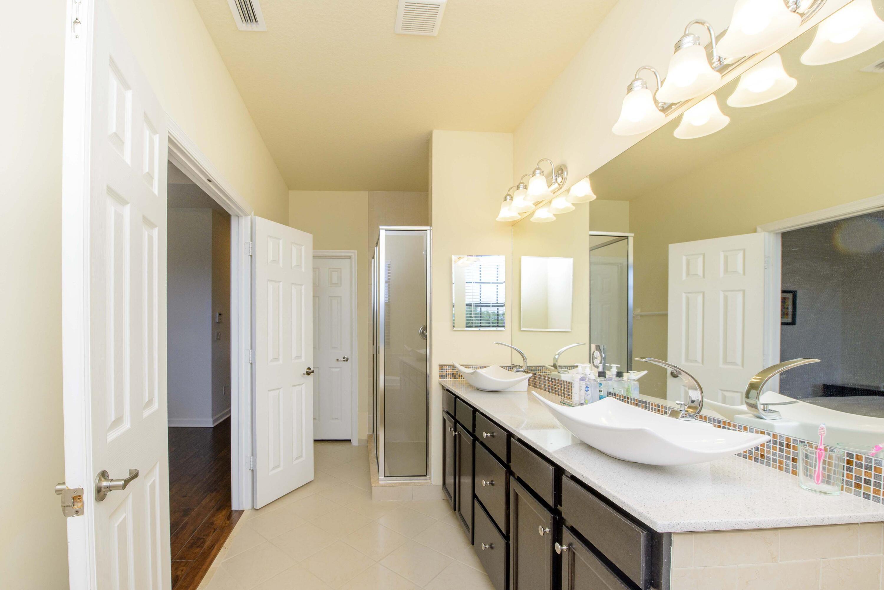 WELLINGTON PARC - Residential