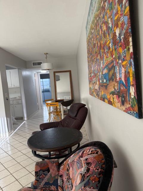 MURRY HILLS APT BLDG CONDO - Residential