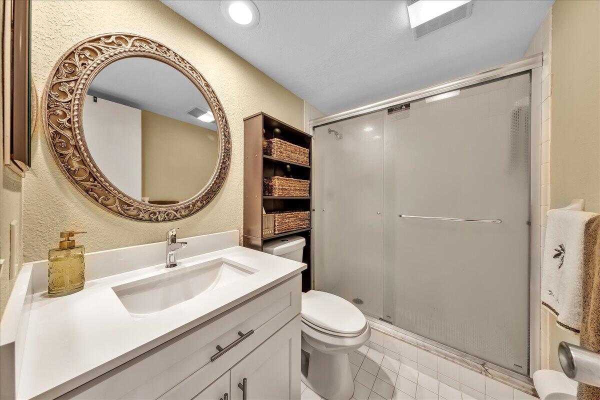 NO 123 PALM-AIRE COUNTRY CLUB - Residential