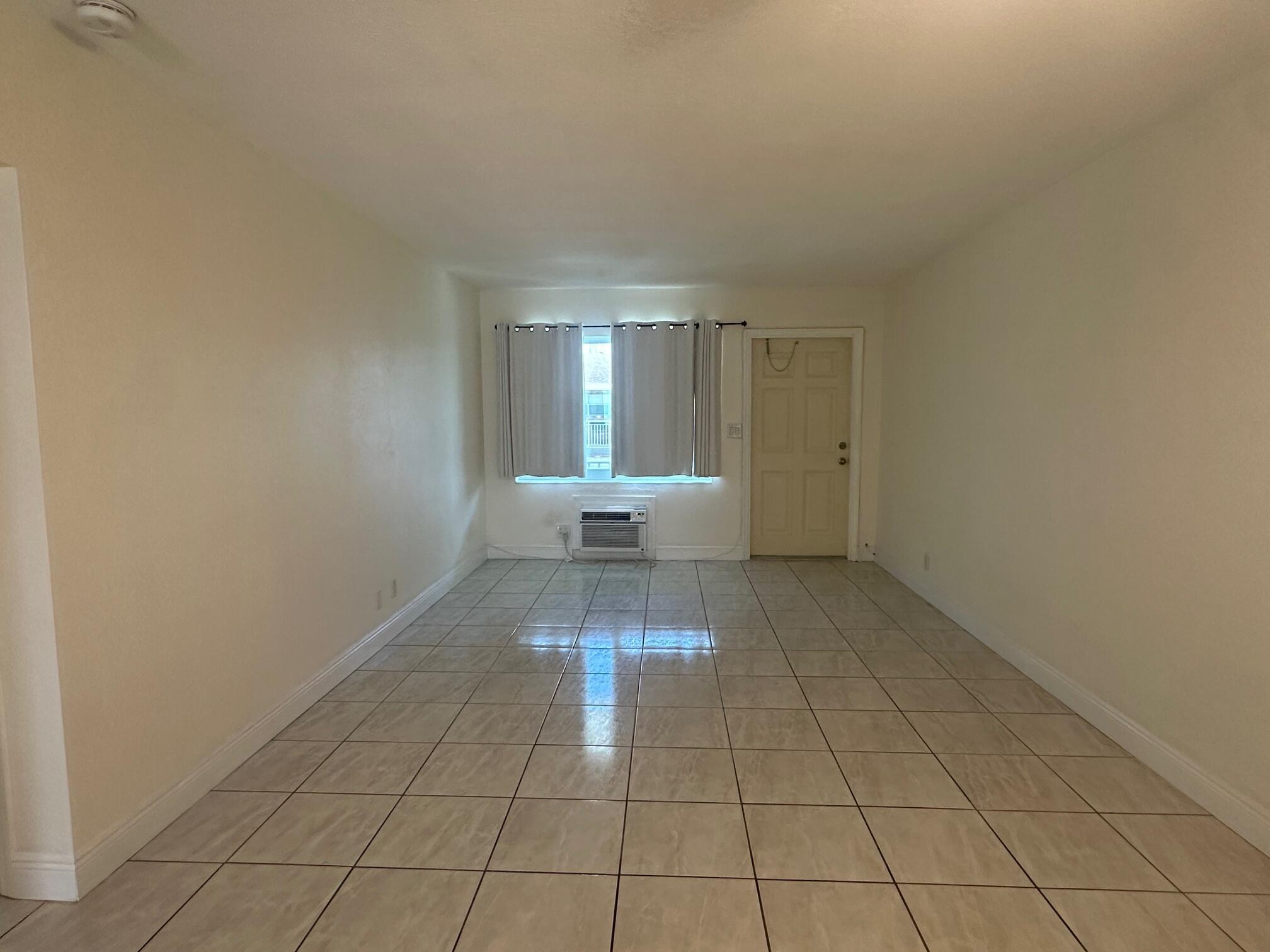 SUNLAND GARDEN APTS NUMBER TWO - Residential Lease