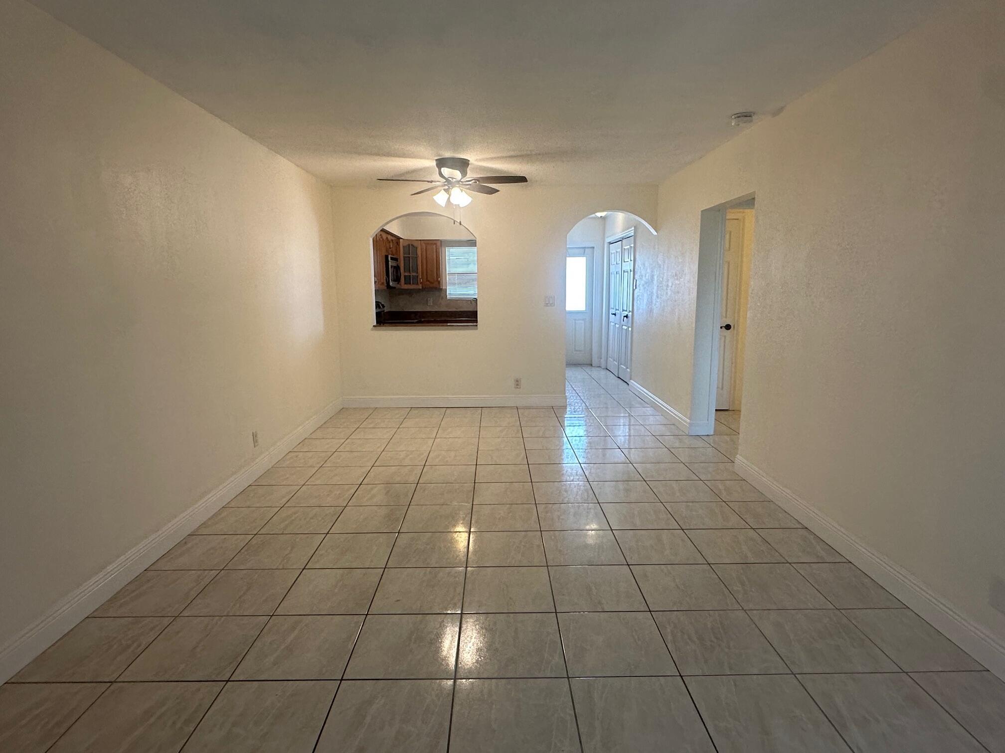 SUNLAND GARDEN APTS NUMBER TWO - Residential Lease