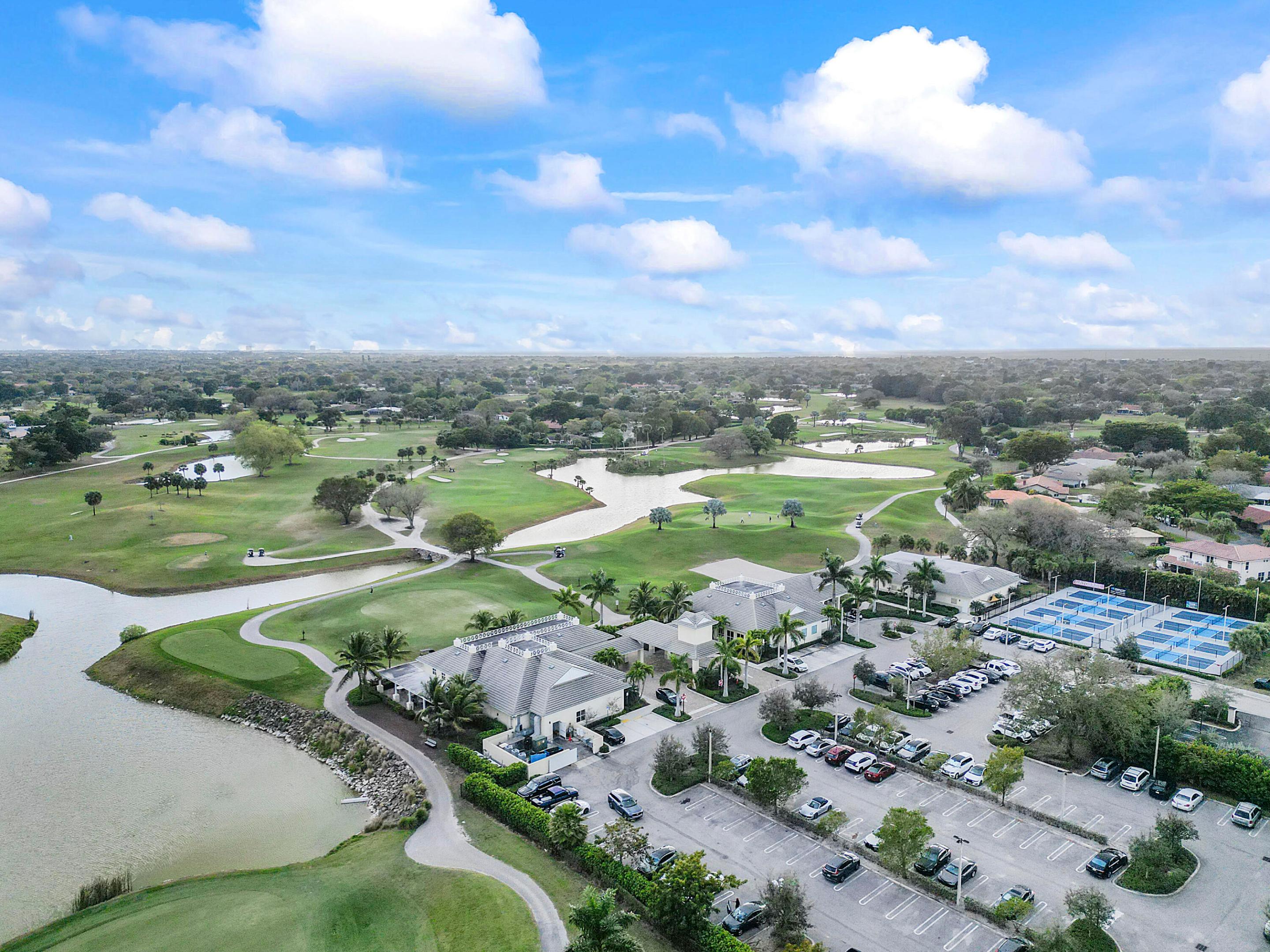 COUNTRY CLUB TOWER OF CORAL - Residential