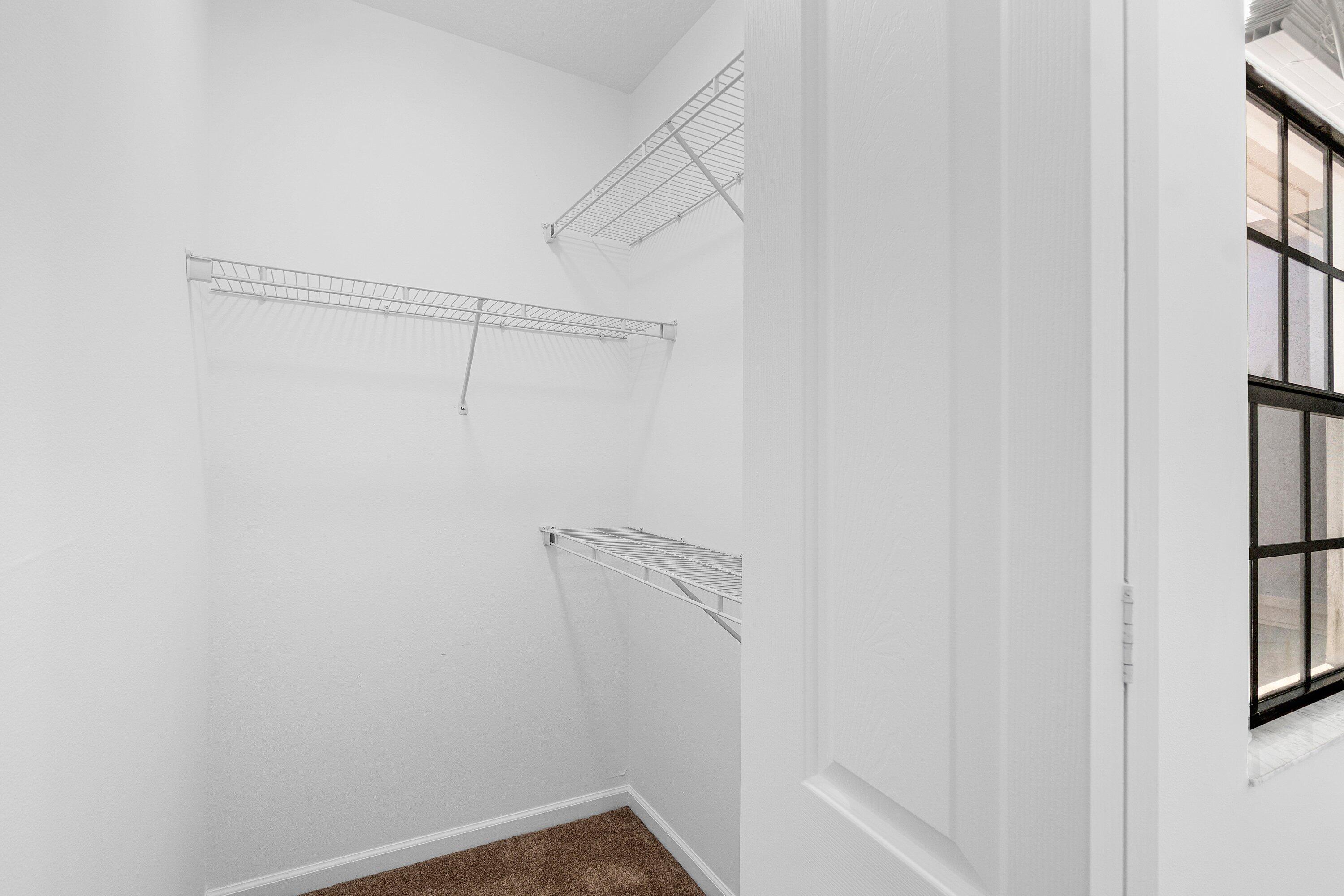 GRAMERCY SQUARE - Residential