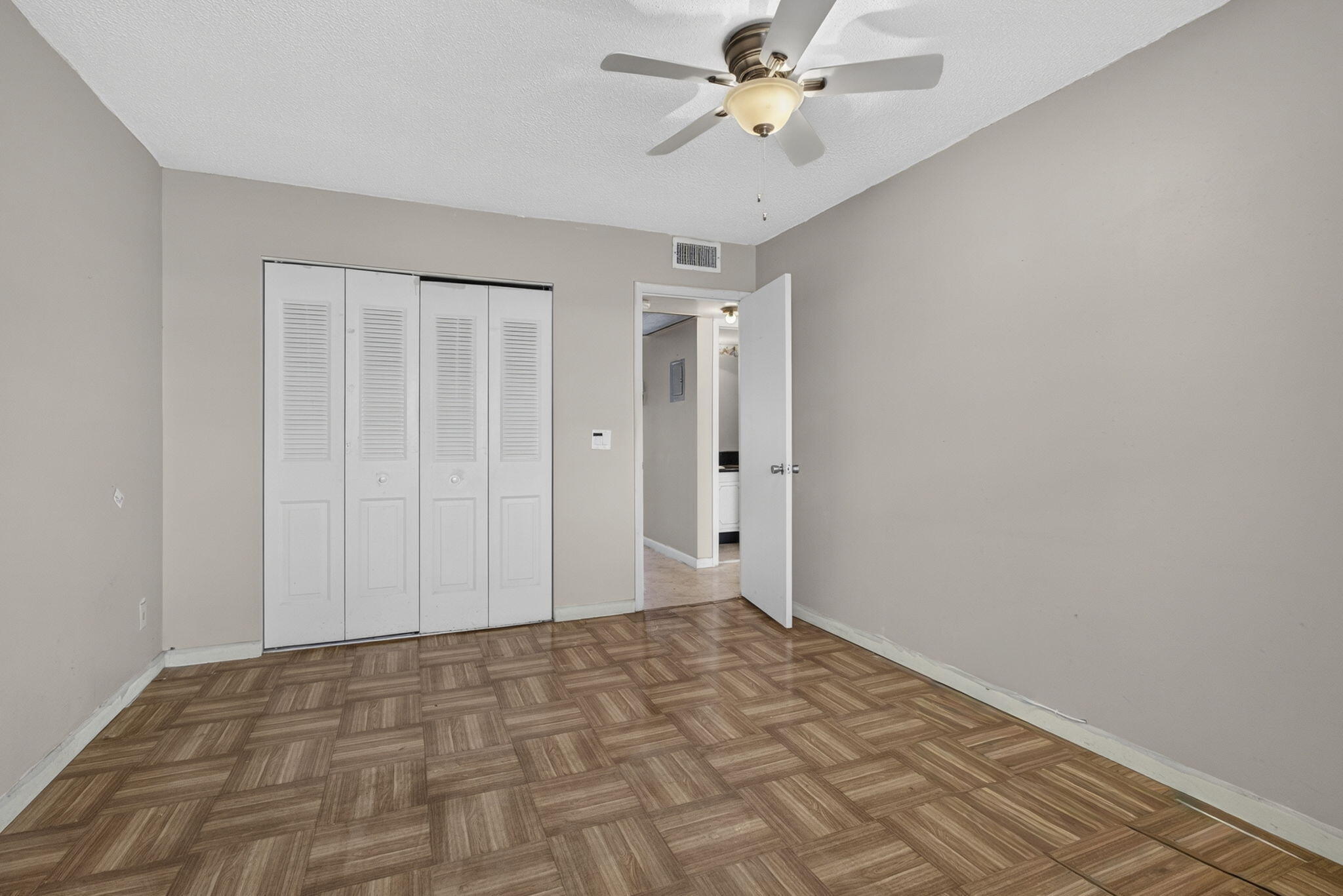 SHEFFIELD CONDOS A TO Q - Residential