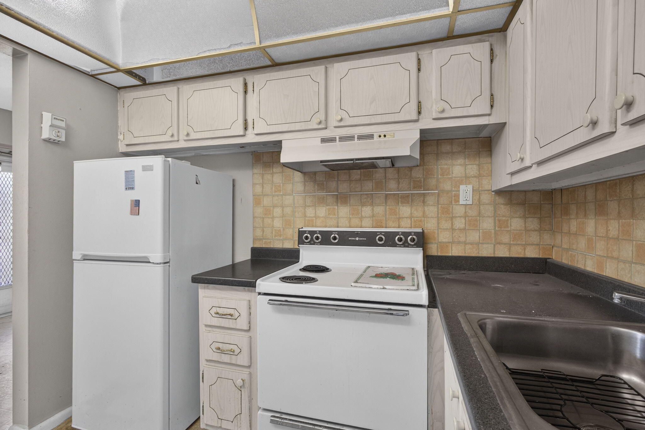 SHEFFIELD CONDOS A TO Q - Residential
