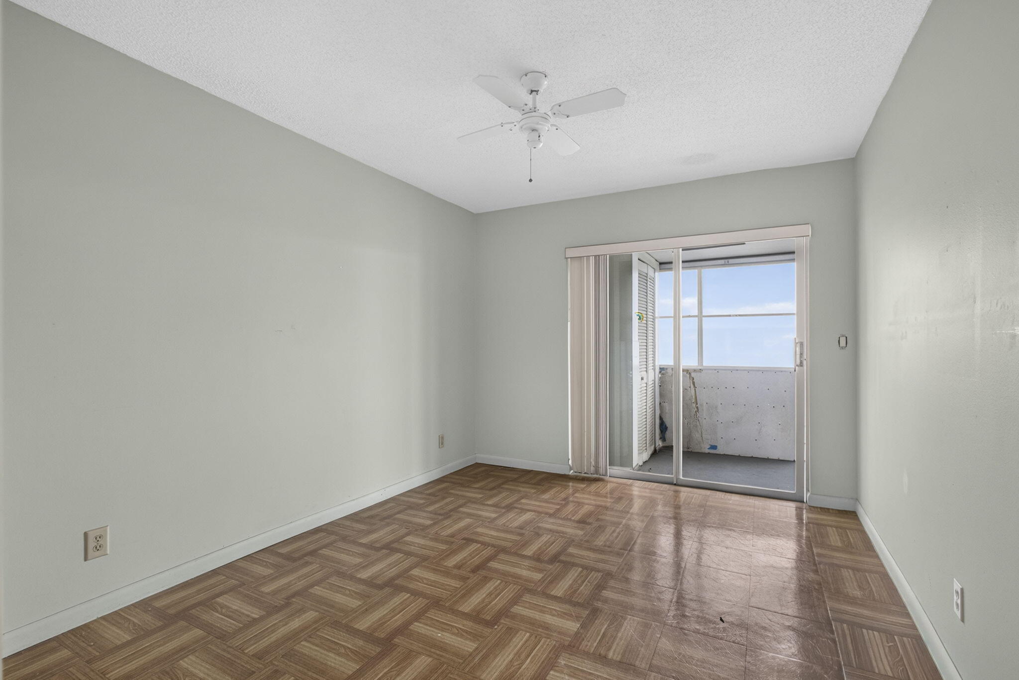 SHEFFIELD CONDOS A TO Q - Residential