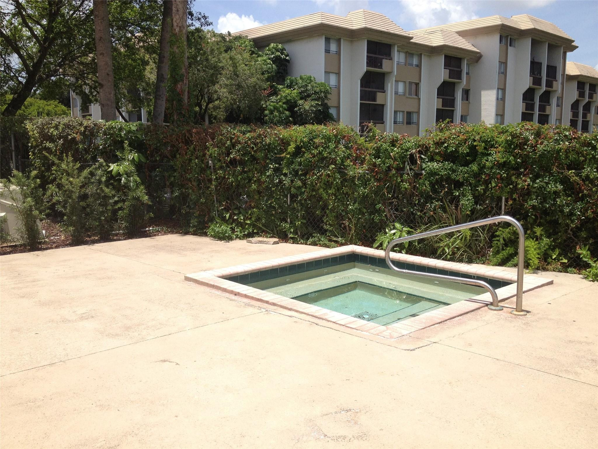 BELASERA AT PINE ISLAND CONDO - Residential