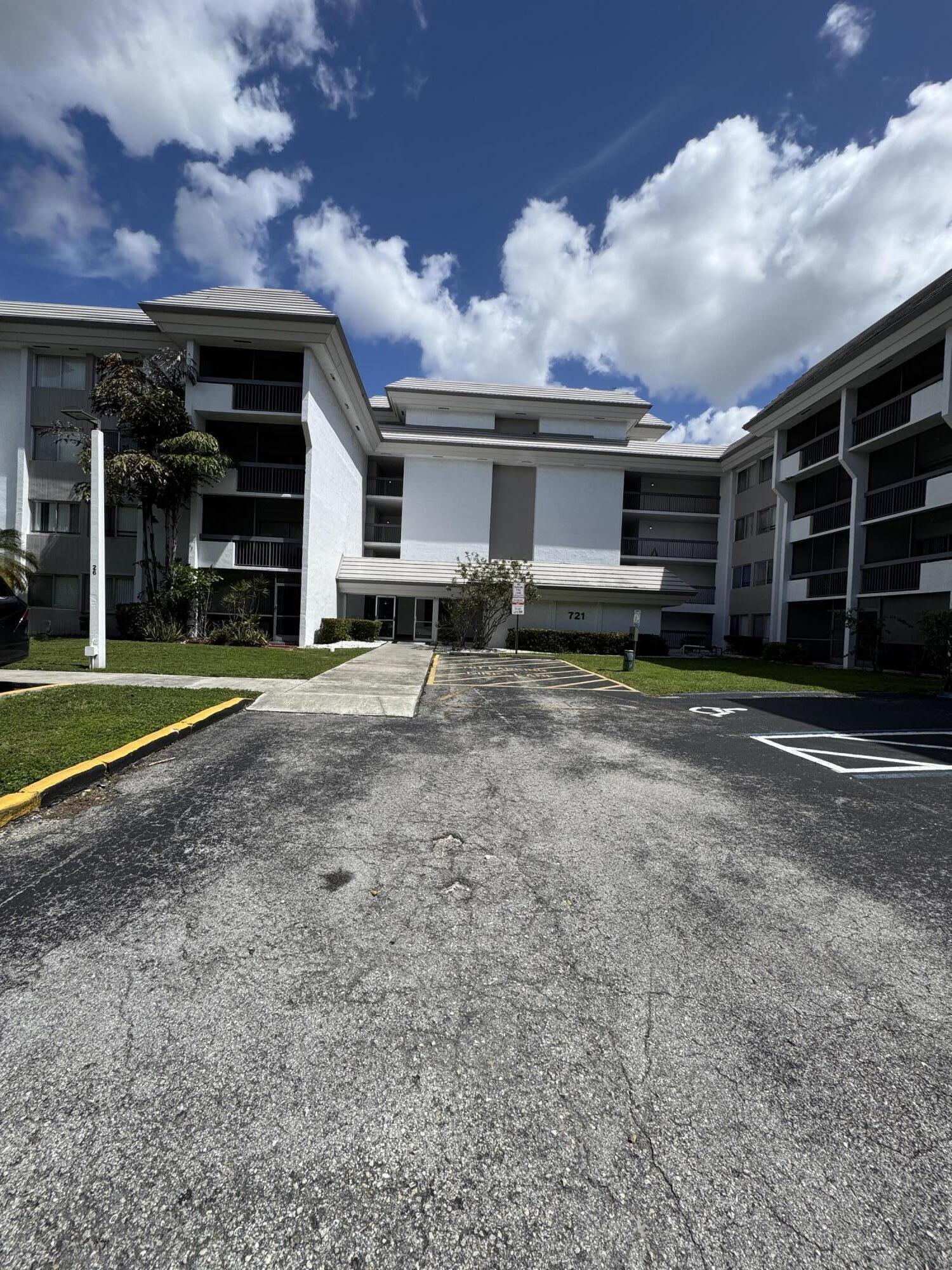 BELASERA AT PINE ISLAND CONDO - Residential