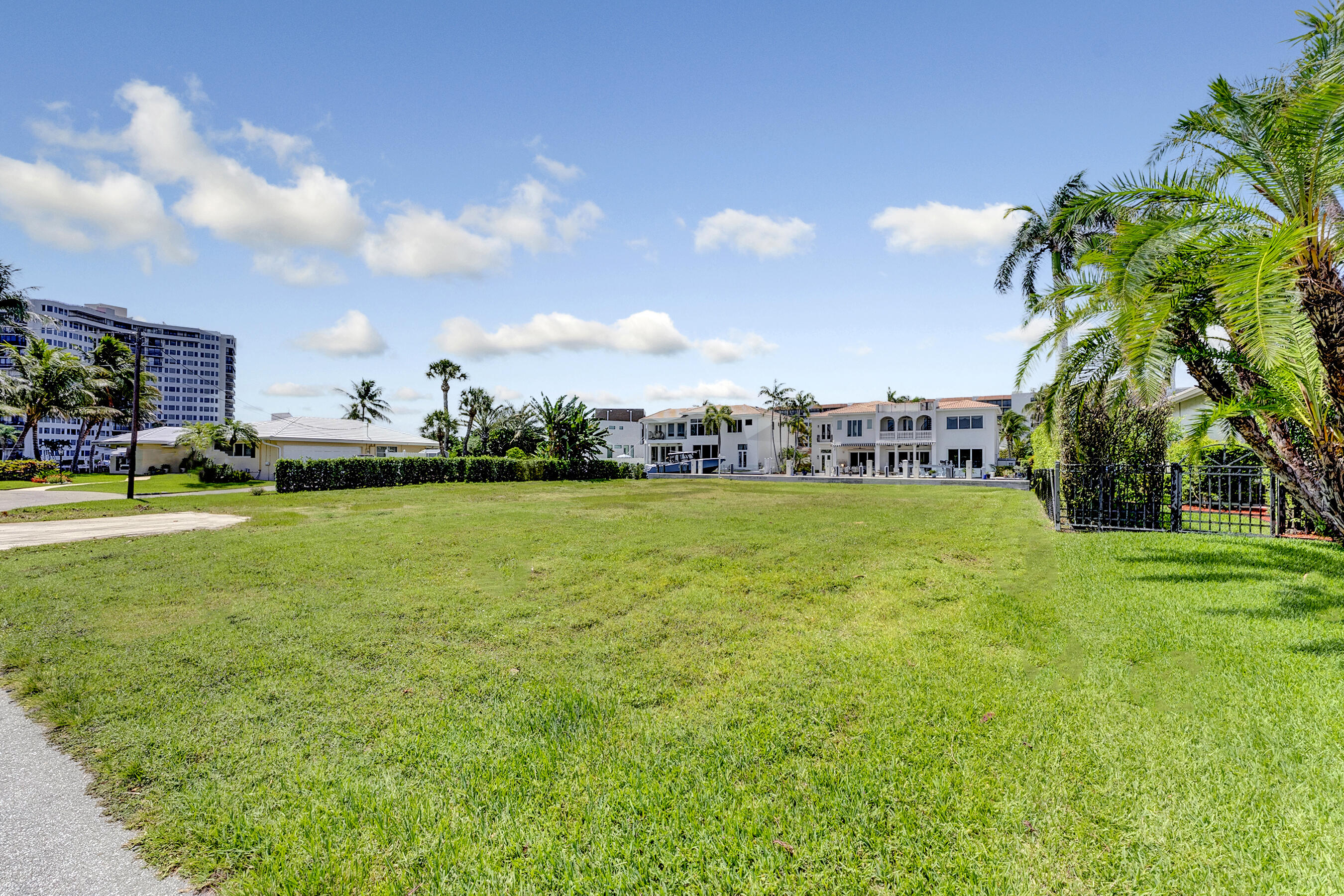 Boca Keys - Land