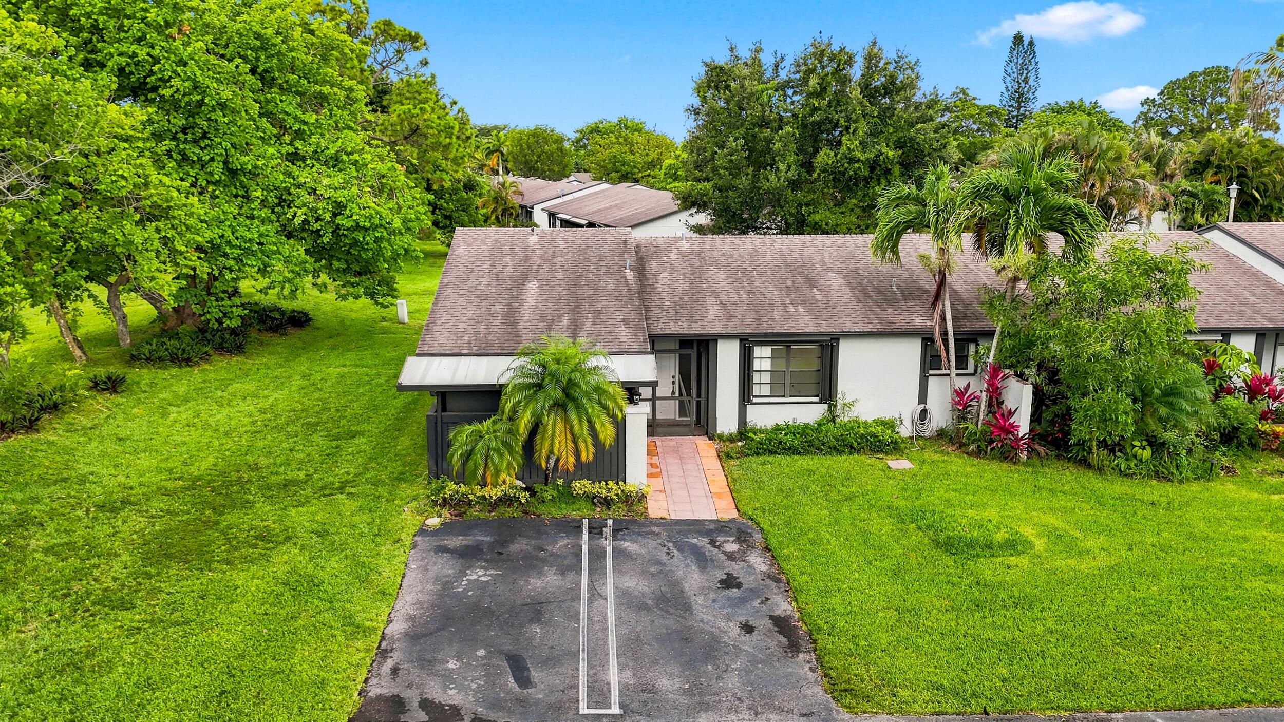 INDIAN TRAIL VILLAS 2 - Residential