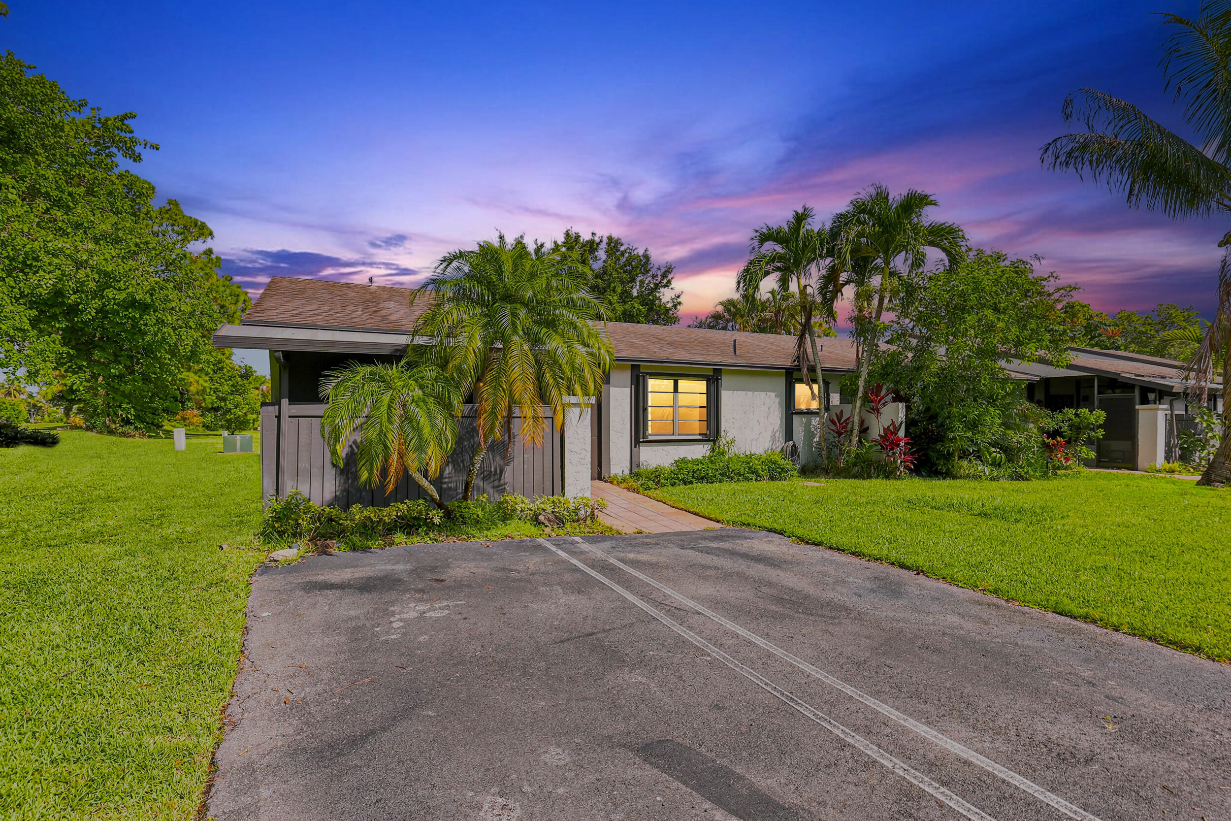 INDIAN TRAIL VILLAS 2 - Residential