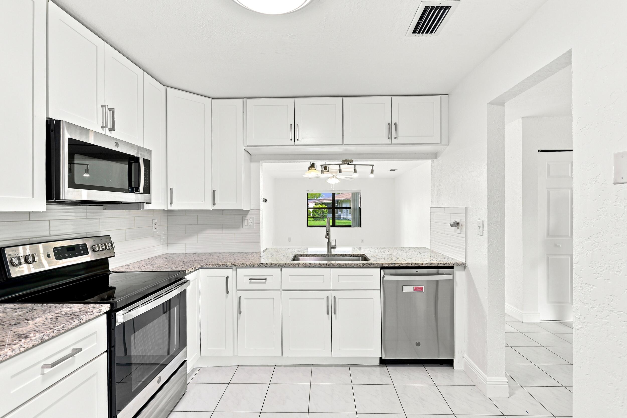 INDIAN TRAIL VILLAS 2 - Residential