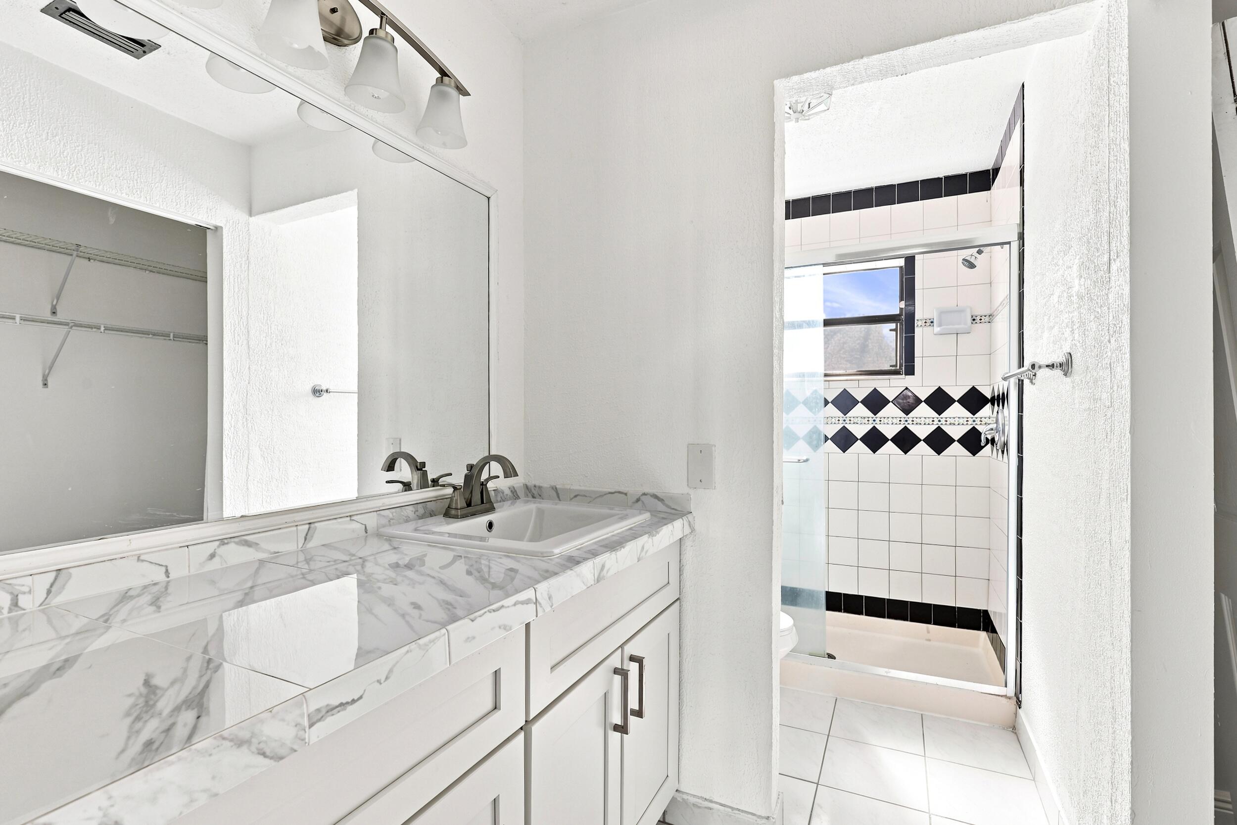 INDIAN TRAIL VILLAS 2 - Residential