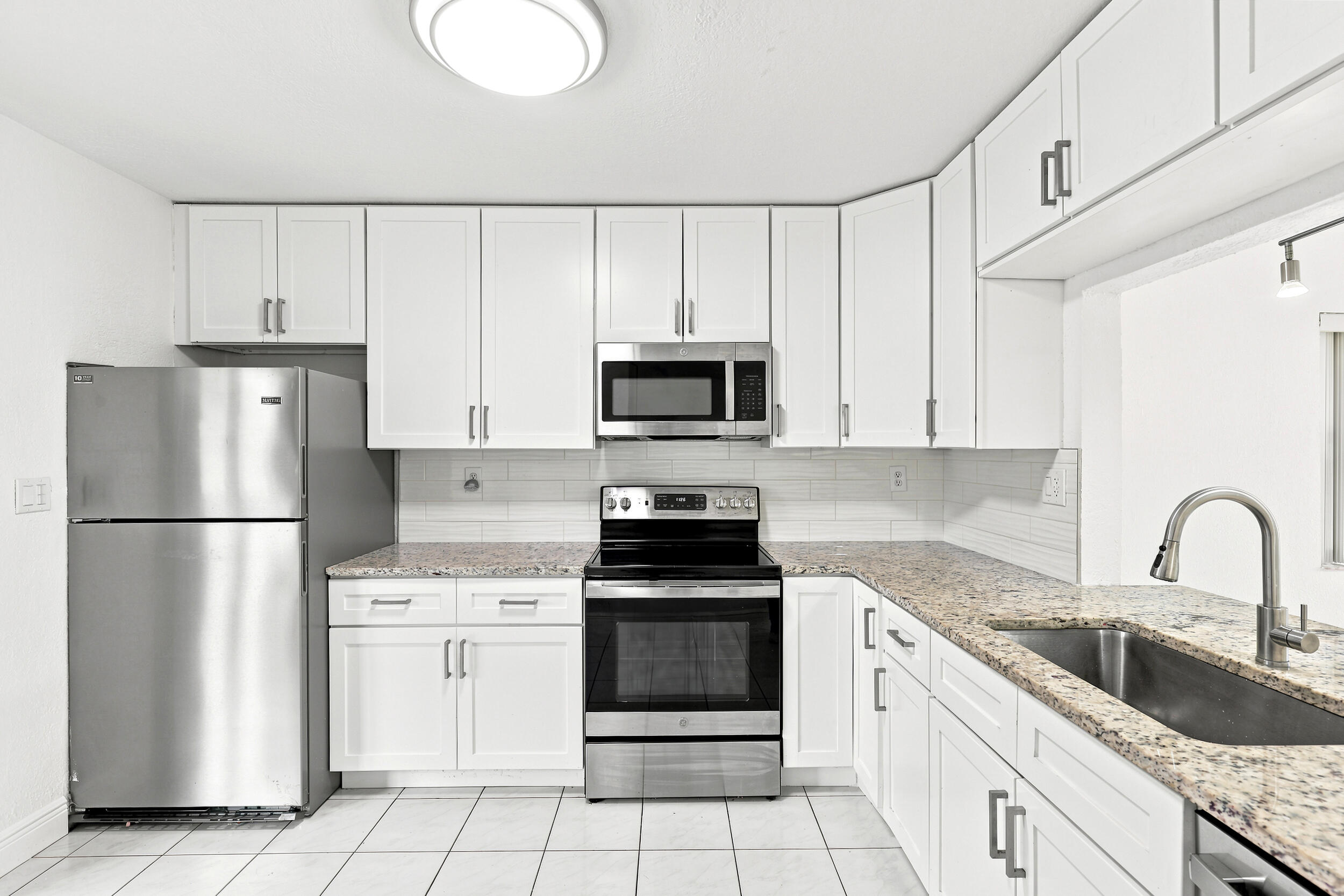INDIAN TRAIL VILLAS 2 - Residential