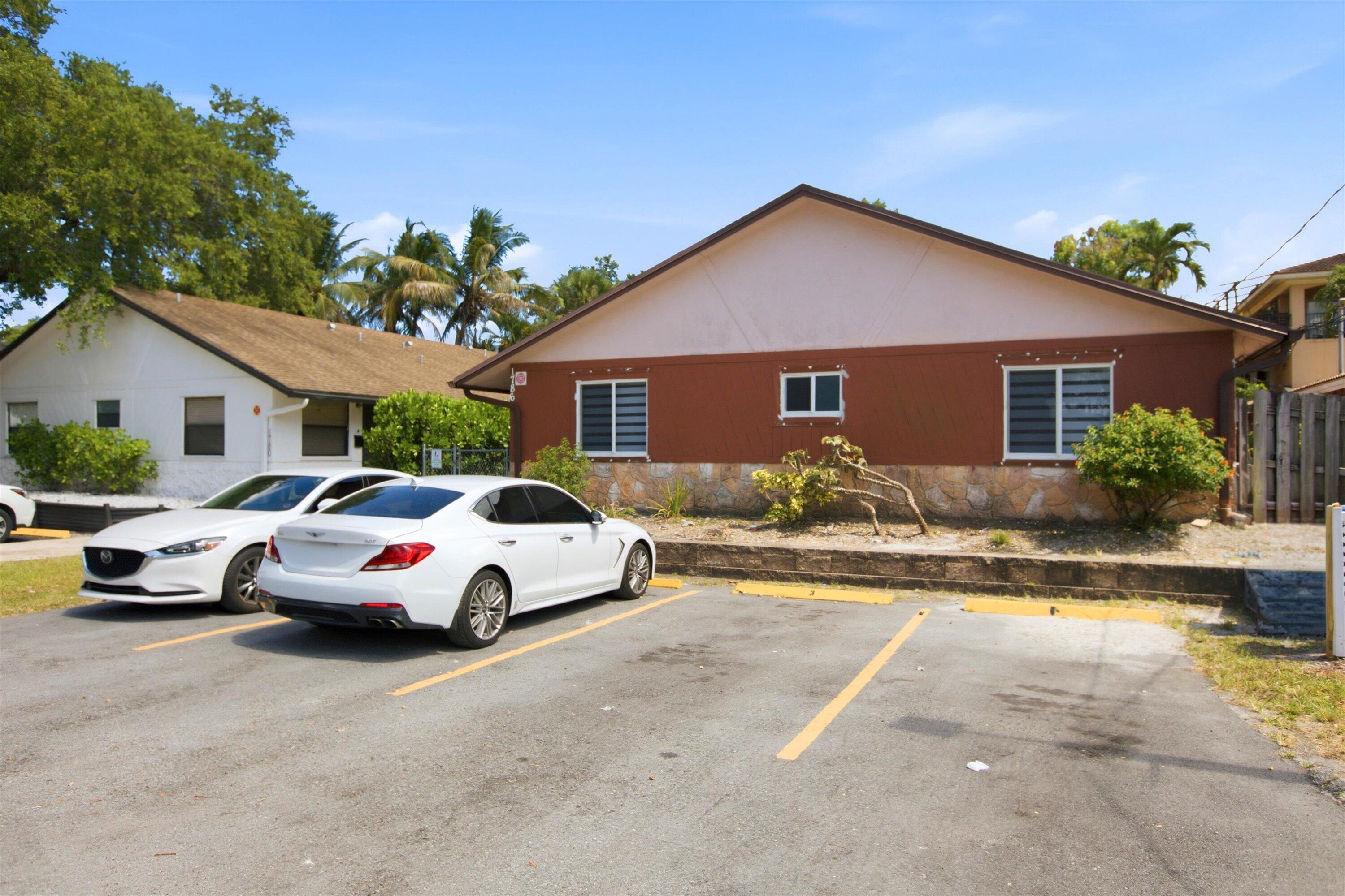 Completely renovated 2-bedroom, 2-bath apartment in Fort Lauderdale! Everything is brand new—from the stylish kitchen and modern bathrooms to the flooring, fixtures, and finishes throughout. Bright, fresh, and move-in ready, this beautifully updated home offers comfortable living in a convenient location close to downtown, shopping, dining, major highways, and the waterfront. Enjoy the best of Fort Lauderdale living with easy access to beaches, marinas, and all the area has to offer. Don't miss this opportunity to lease a like-new residence in a prime location!
