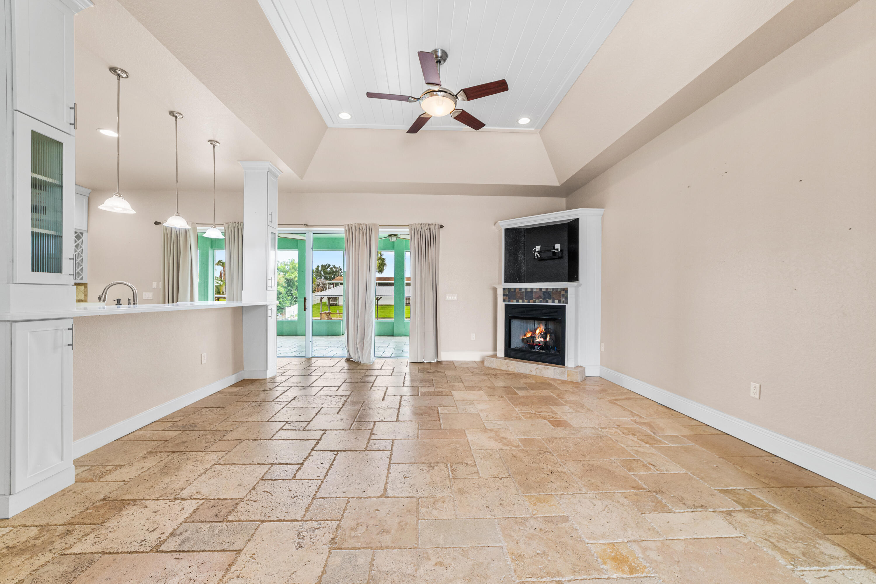 TAYLOR CREEK - Residential