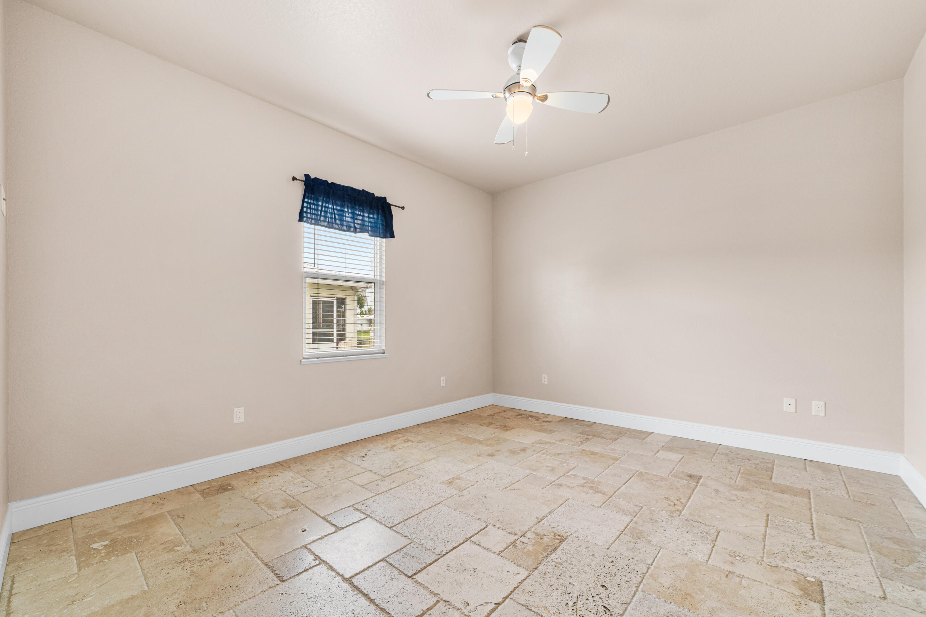 TAYLOR CREEK - Residential