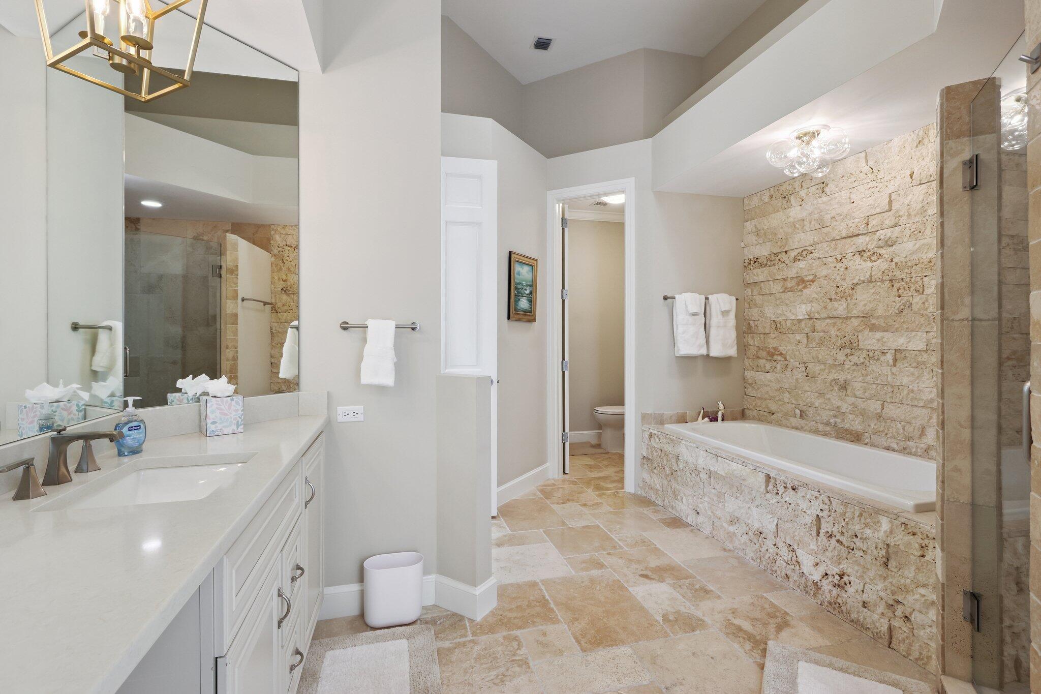 SAILFISH POINT - Residential