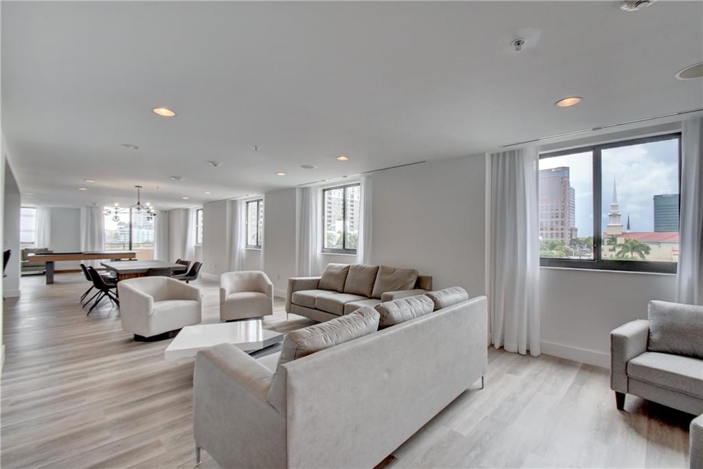 Waverly at Las Olas - Residential