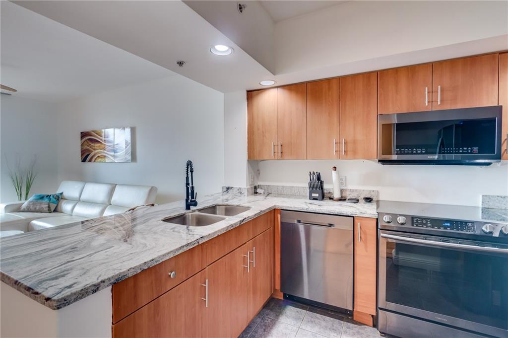 Waverly at Las Olas - Residential