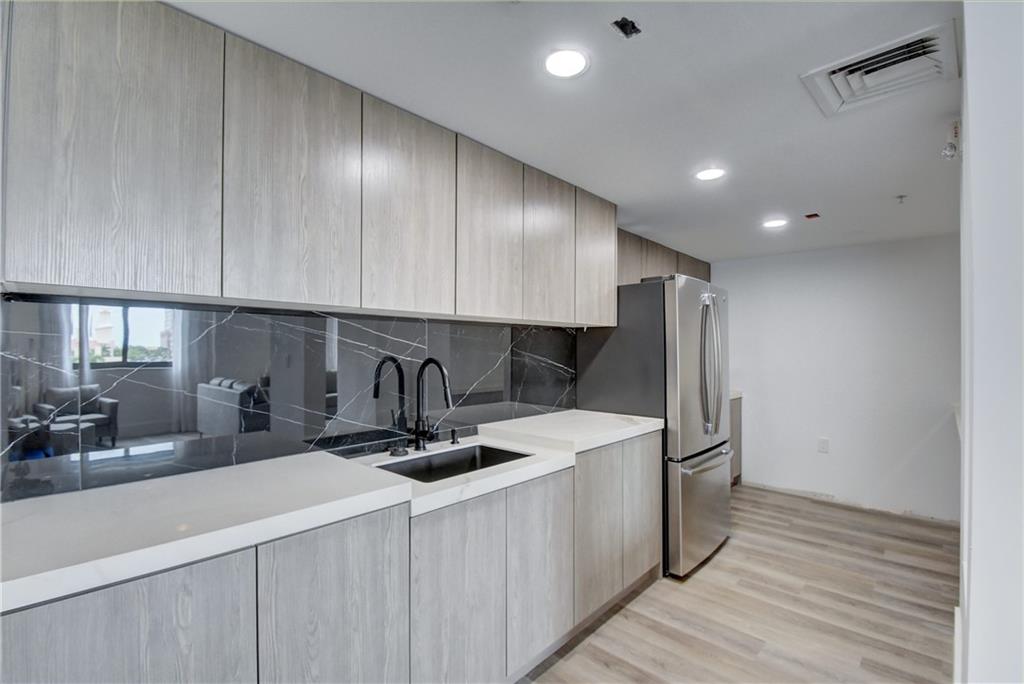 Waverly at Las Olas - Residential