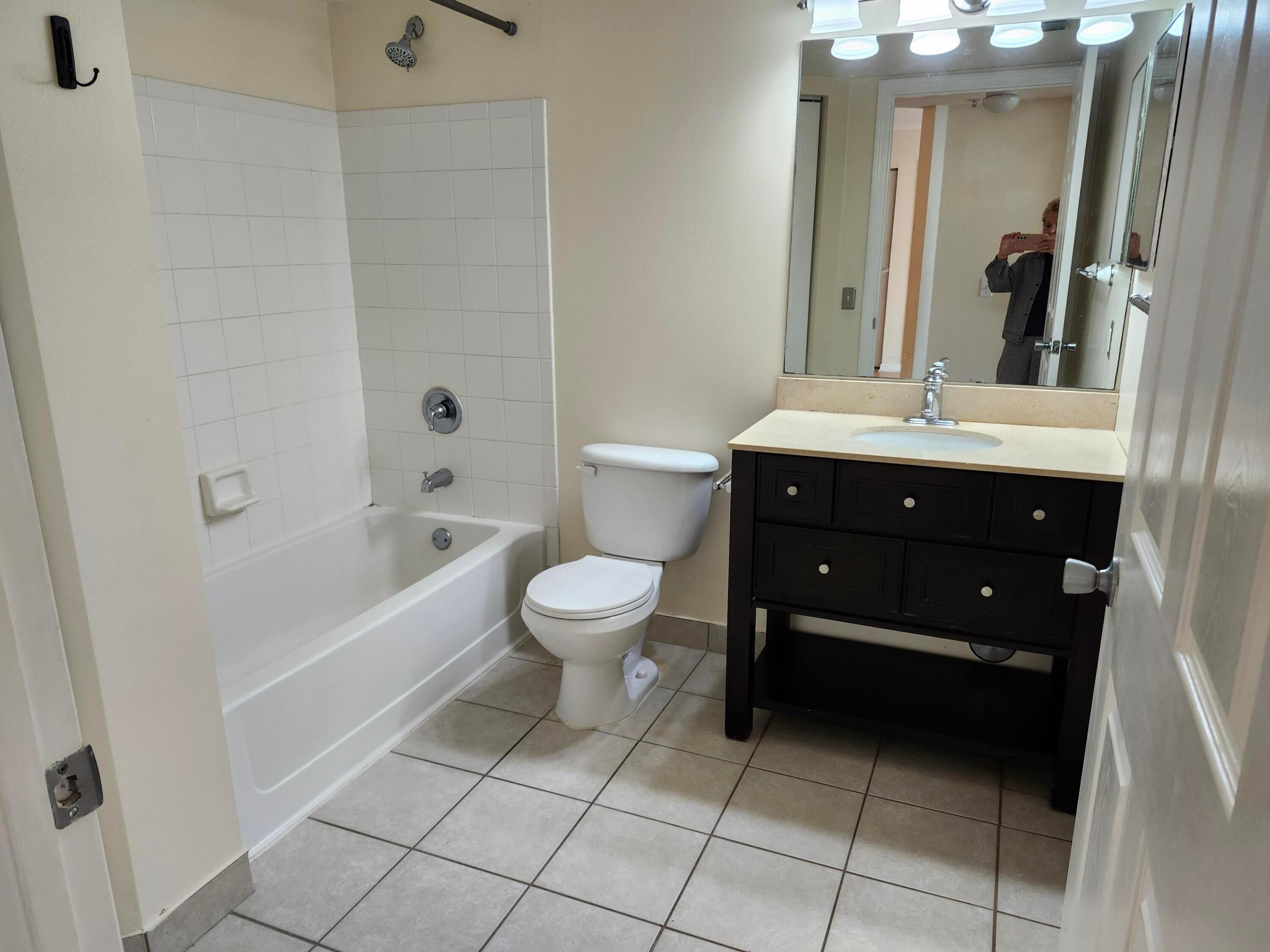 VILLA DEL SOL CONDO - Residential Lease