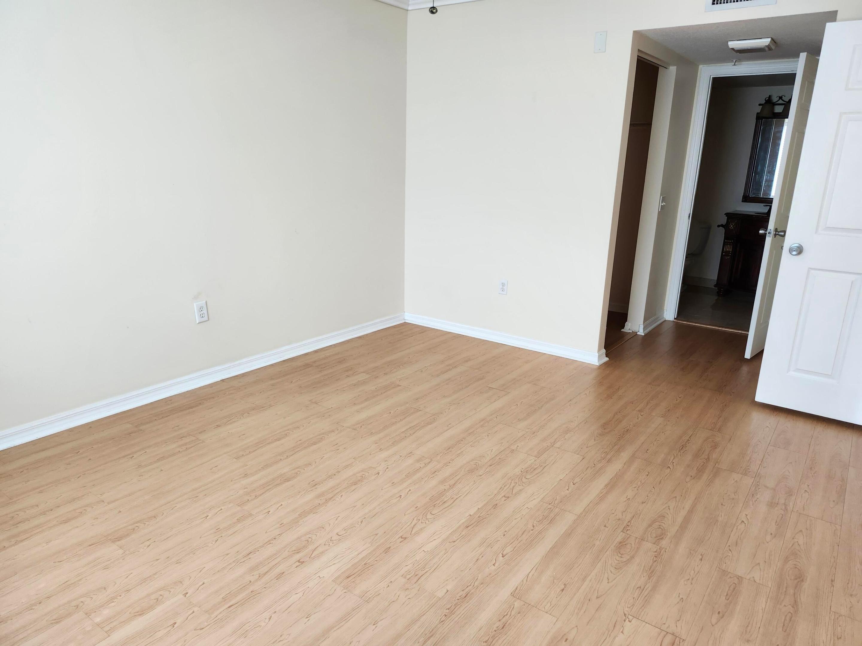 VILLA DEL SOL CONDO - Residential Lease