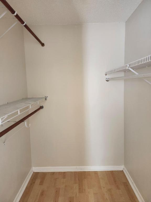 COURTYARDS AT BOCA I - Residential Lease
