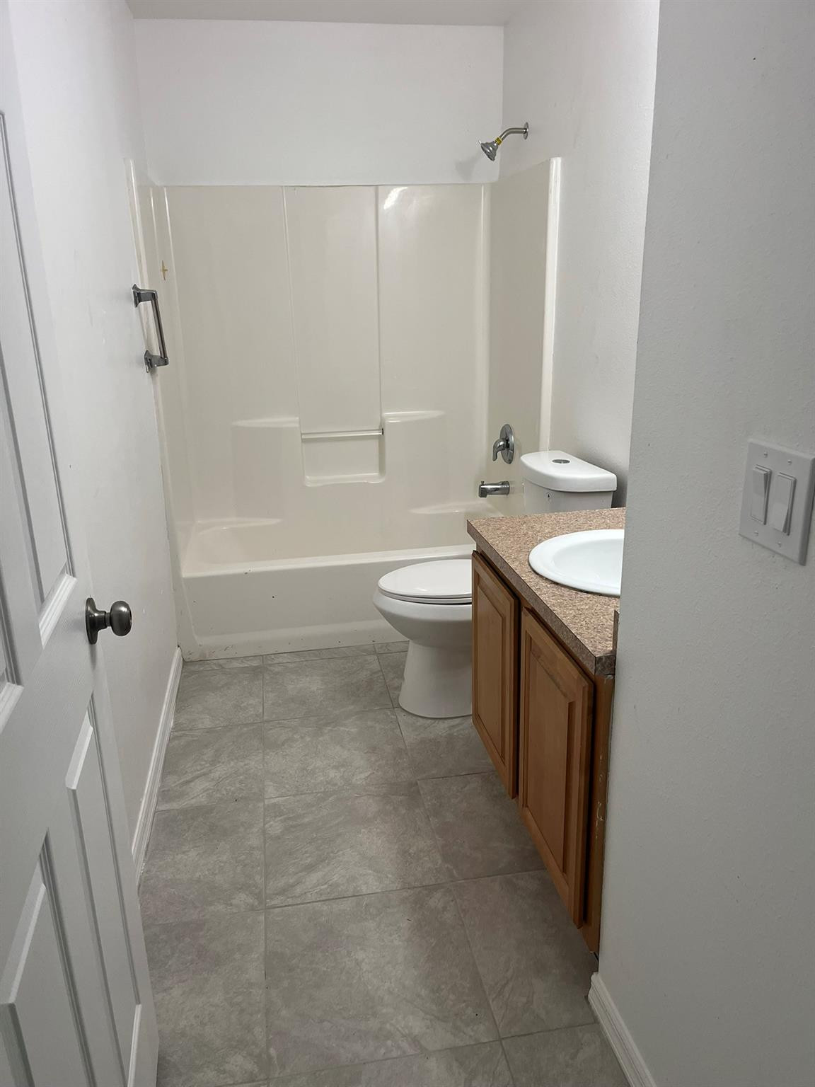 Basswood Estates Un 02 - Residential Lease