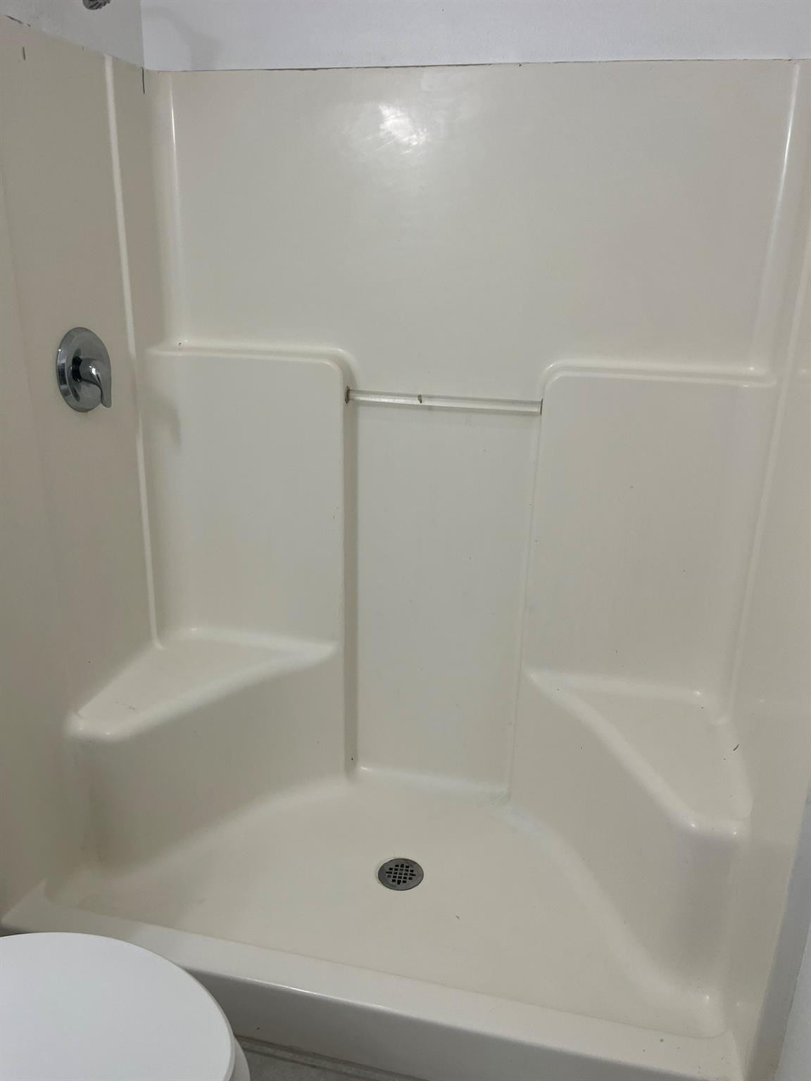 Basswood Estates Un 02 - Residential Lease