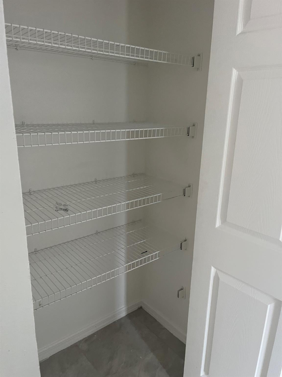 Basswood Estates Un 02 - Residential Lease